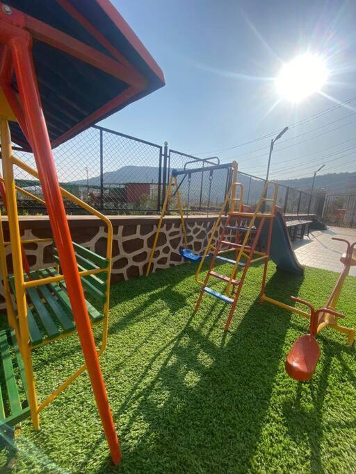 Mount Resorts Lonavala 5 Bhk Luxurious Villa With Private Pool And Full Size Cricket Football Turf 외부 사진