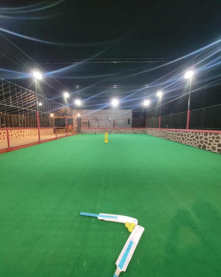 Mount Resorts Lonavala 5 Bhk Luxurious Villa With Private Pool And Full Size Cricket Football Turf 외부 사진